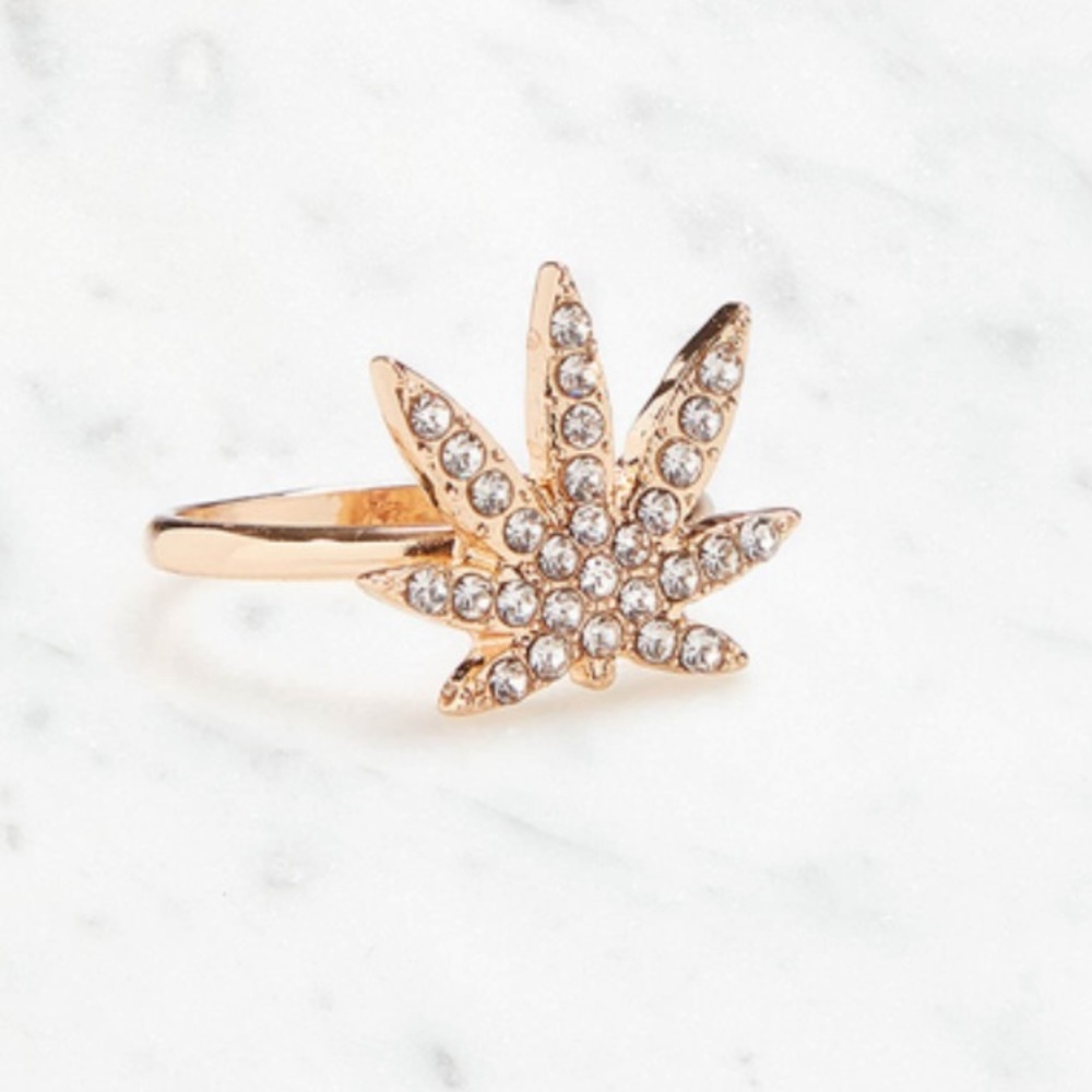 Pacsun Gold happy Leaf Ring